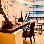 Echoes 20 Minuti Dal Centro Di Firenze 3*