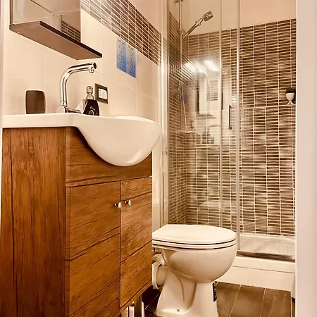 Echoes 20 Minuti Dal Centro Di Firenze 게스트하우스 3*
